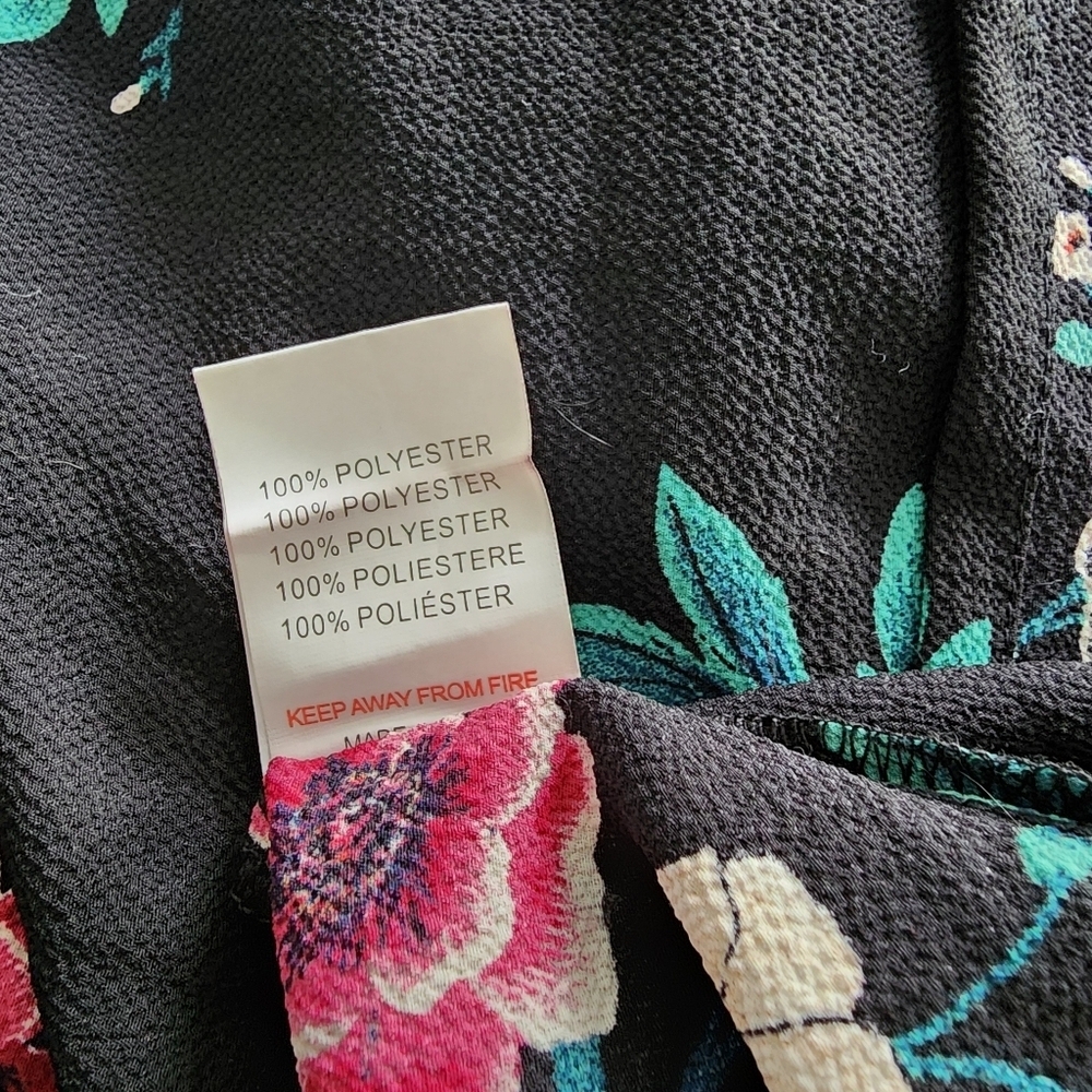 NWT Glam by Glamorous Dress Womens Medium Black Floral Button Wrap Front Mini - Picture 5 of 5